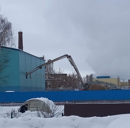 В Красавино на строящейся по нацпроекту Президента водоочистной станции подрядчик приступил к заливке перекрытий.