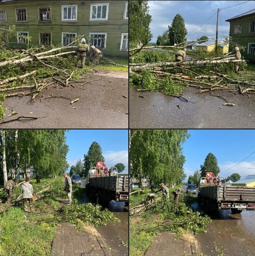 В Красавино #прямосейчас устраняют последствия непогоды.