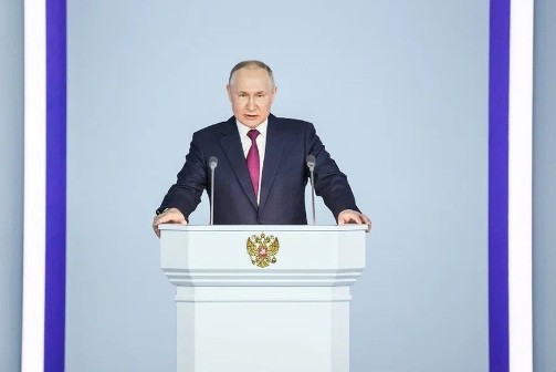 Сегодня в 12:00 Президент Владимир Путин выступит с традиционным Посланием Федеральному Собранию.