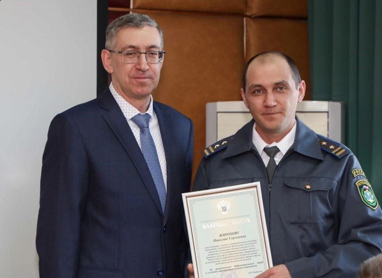 Начнём утро пятницы с добрых новостей и заслуженных наград. Начнём утро пятницы с добрых новостей и заслуженных наград.