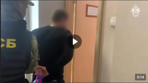 В Великом Устюге возбуждено уголовное дело в отношении полицейского о вымогательстве и похищении. В Великом Устюге возбуждено уголовное дело в отношении полицейского о вымогательстве и похищении.