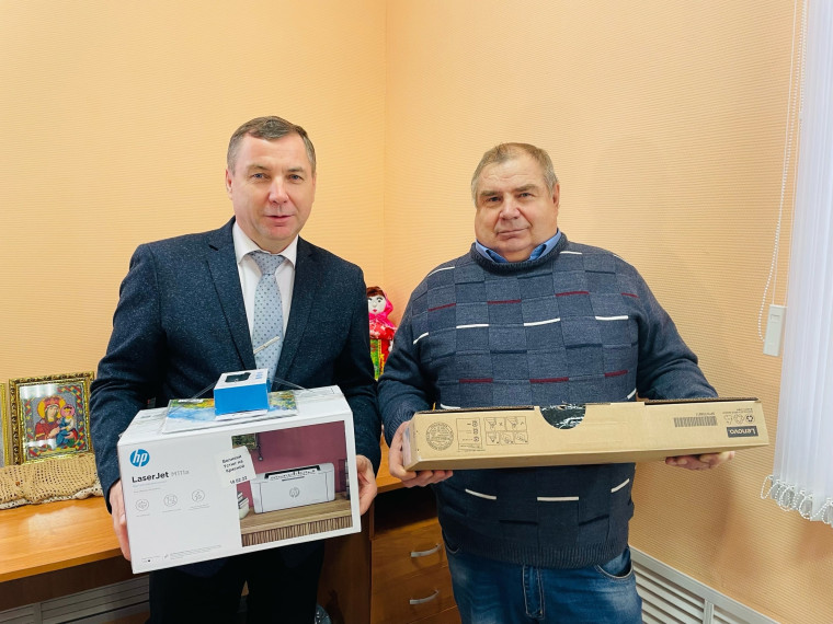 Буквально месяц назад открыли обновленный Дом культуры в Полдарсе и поздравили с новосельем дорогих наших ветеранов, благоустроив им просторные помещения для работы и творчества.. Буквально месяц назад открыли обновленный Дом культуры в Полдарсе и поздравили с новосельем дорогих наших ветеранов, благоустроив им просторные помещения для работы и творчества..