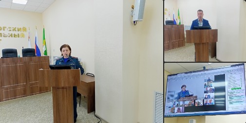 Вопрос пожарной безопасности и безопасности детей в летний период стали одними из тем совещания с руководителями территориальных отделов и старостами деревень Великоустюгского округа. Вопрос пожарной безопасности и безопасности детей в летний период стали одними из тем совещания с руководителями территориальных отделов и старостами деревень Великоустюгского округа.