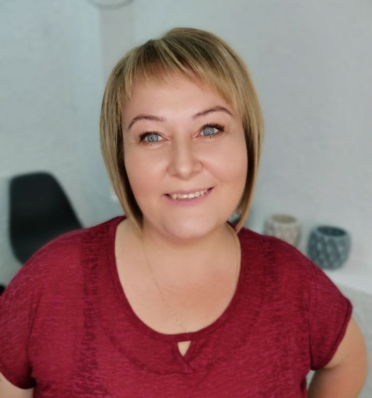 «Мне всегда хотелось найти себя, хотелось всю жизнь посвятить выбранному по зову сердца делу».. «Мне всегда хотелось найти себя, хотелось всю жизнь посвятить выбранному по зову сердца делу»..