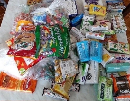 В Великоустюгском округе проводится акция "Новогодний подарок солдату". В Великоустюгском округе проводится акция "Новогодний подарок солдату".