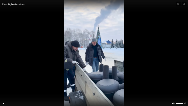 На прошлой неделе изготовленные нашим земляком Владимиром Вельниковским печки доставлены в Центр #СвоихНеБросаем Великого Устюга. На прошлой неделе изготовленные нашим земляком Владимиром Вельниковским печки доставлены в Центр #СвоихНеБросаем Великого Устюга.