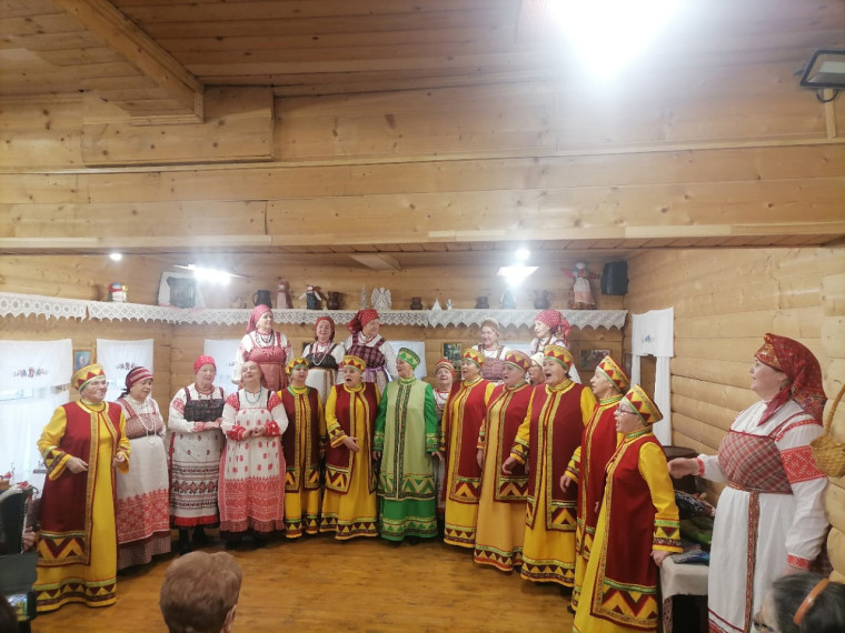 Народная мудрость гласит - "В русской песне живёт душа русского народа"!. Народная мудрость гласит - "В русской песне живёт душа русского народа"!.