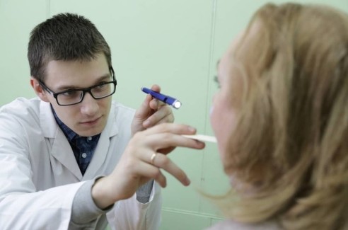 После новогодних праздников в области фиксируется рост заболеваемости респираторными инфекциями. После новогодних праздников в области фиксируется рост заболеваемости респираторными инфекциями.
