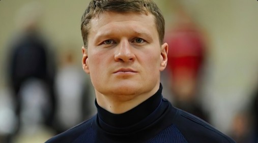 Заслуженный мастер спорта России Александр Поветкин назначен заместителем Губернатора Вологодской области. Заслуженный мастер спорта России Александр Поветкин назначен заместителем Губернатора Вологодской области.