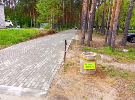 Глава округа Иван Абрамов: Работы на ещё одном объекте, благоустраиваемом по областной программе "Народный бюджет", завершены. Глава округа Иван Абрамов: Работы на ещё одном объекте, благоустраиваемом по областной программе "Народный бюджет", завершены.