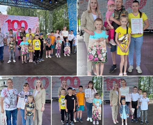 В год семьи, объявленный президентом Владимиром Путиным, в регионе и в стране проходит масса мероприятий, направленных на популяризацию традиционных семейных ценностей, на привлечение внимания к важности и роли семьи в развитии общества. В год семьи, объявленный президентом Владимиром Путиным, в регионе и в стране проходит масса мероприятий, направленных на популяризацию традиционных семейных ценностей, на привлечение внимания к важности и роли семьи в развитии общества.